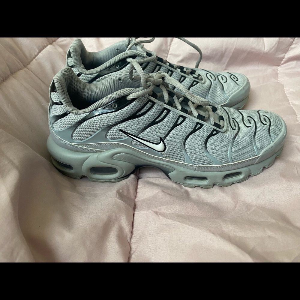 COPY - Nike Air plus Tn wolf